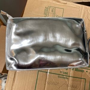 Zara clutch metallic